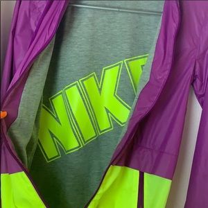 Nike windbreaker